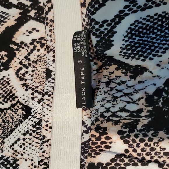 Skirt - Picture 3 of 5